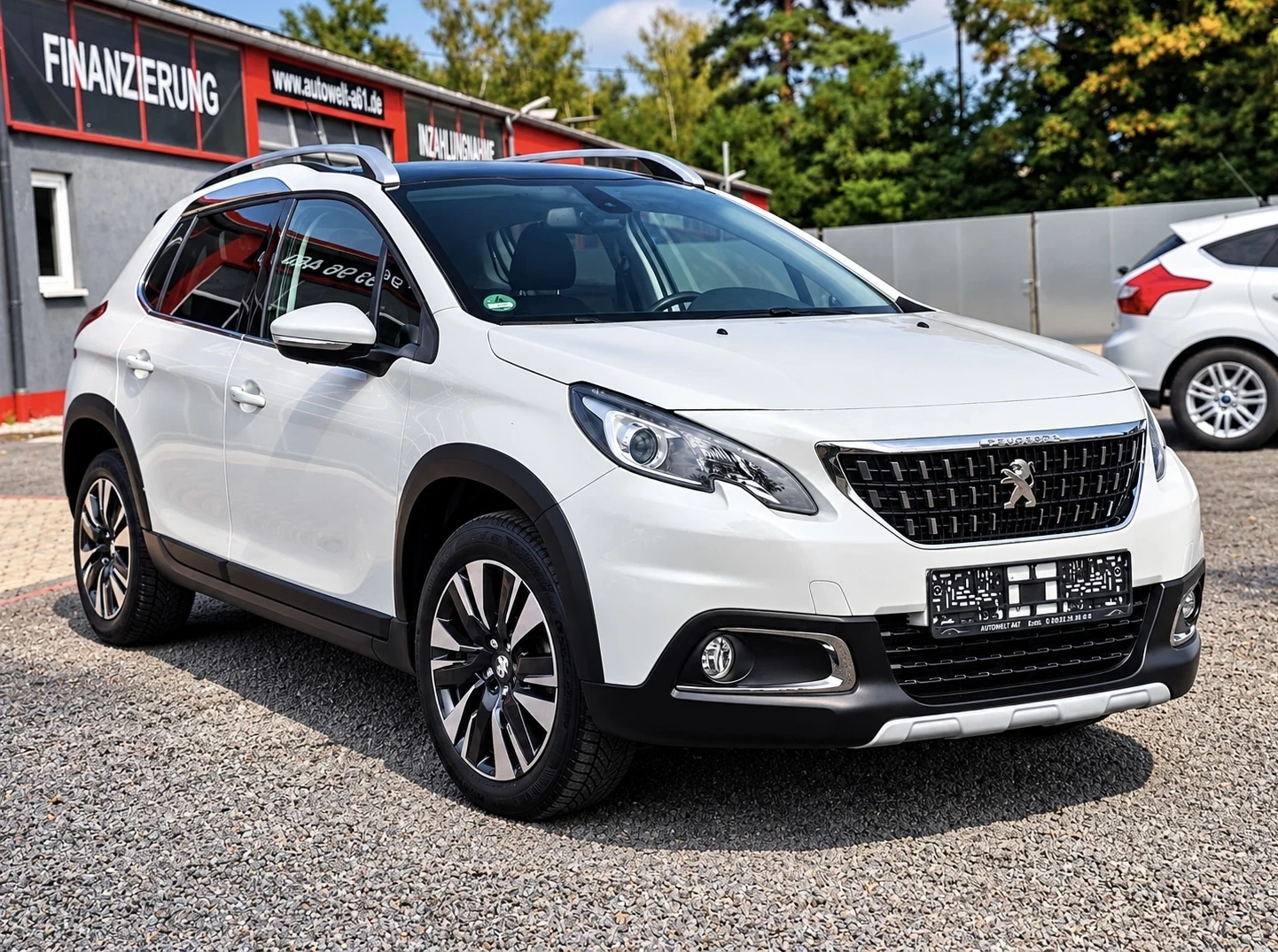 Peugeot 2008 PureTech PANORAMA, снимка 2 - Автомобили и джипове - 56687937
