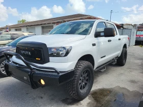 Обява за продажба на Toyota Tundra 5.7 V8* CREW* КОЖА* ШОУРУМ* ПЕРФЕКТЕН ЗА ГАЗ* КАТО ~29 900 лв. - изображение 1