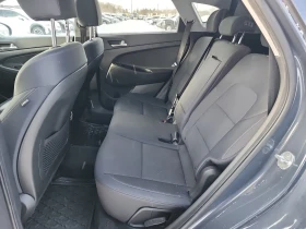 Hyundai Tucson 2.4L 4cyl AWD, снимка 12 - Автомобили и джипове - 53657655