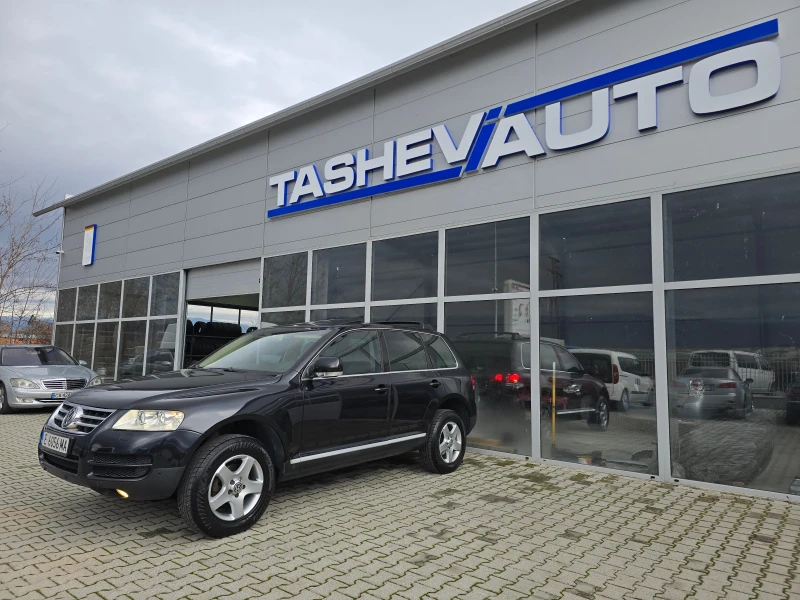 VW Touareg Автоматик!!4x4Навигация!!, снимка 4 - Автомобили и джипове - 48447797