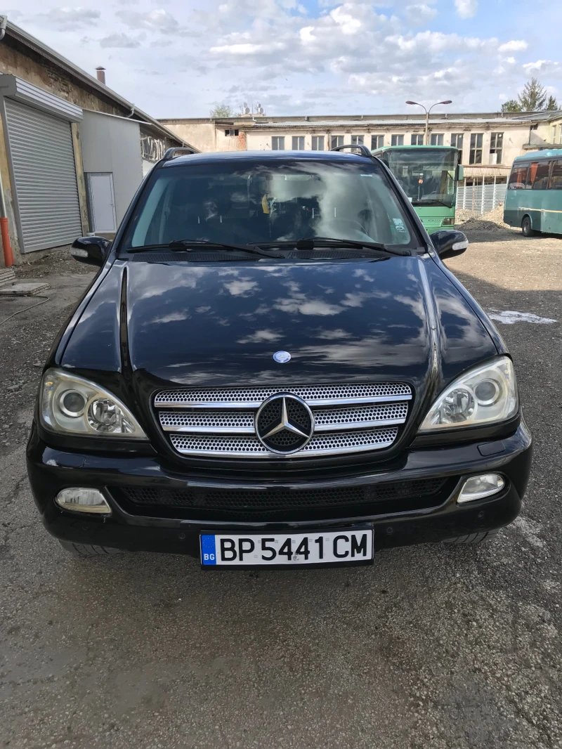 Mercedes-Benz ML 270 с допълнителни екстри, снимка 8 - Автомобили и джипове - 48811704