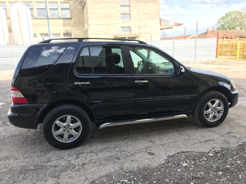 Mercedes-Benz ML 270 с допълнителни екстри, снимка 6 - Автомобили и джипове - 49126114