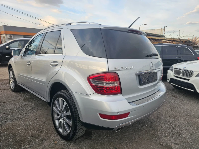 Mercedes-Benz ML 350 3.5 CDI Grand Edition, снимка 4 - Автомобили и джипове - 48883600