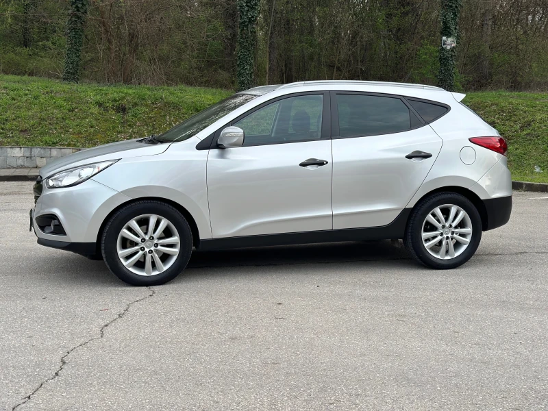 Hyundai IX35 2.0CRDI* 4WD, снимка 2 - Автомобили и джипове - 49907181