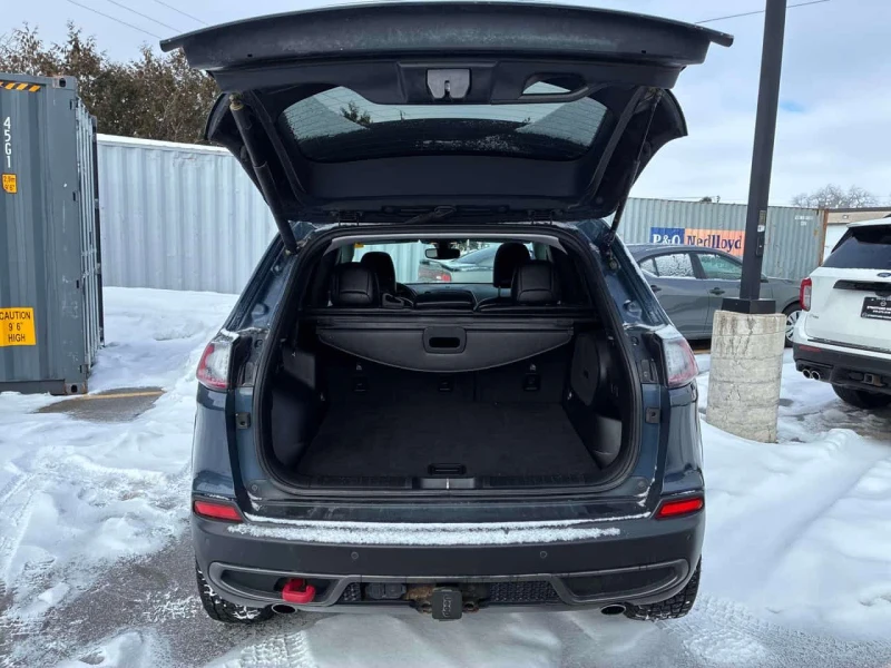 Jeep Cherokee * Trailhawk Elite * CARFAX * ПАНО * KEYLESS * , снимка 14 - Автомобили и джипове - 53599157