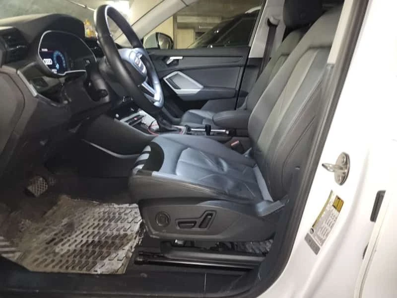 Audi Q3 KOMFORT  CARFAX, снимка 5 - Автомобили и джипове - 54649888