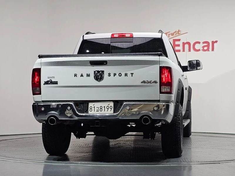 Dodge Ram 5.7 5.7 Automatic, снимка 4 - Автомобили и джипове - 55813067