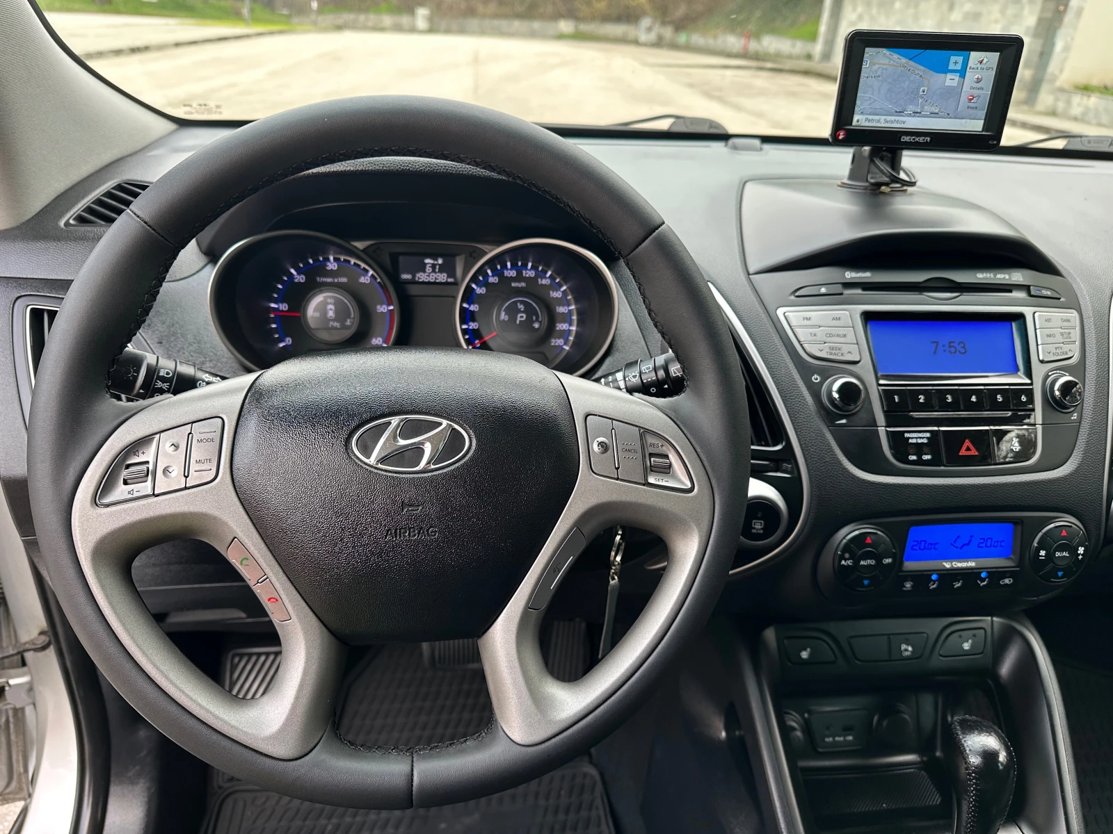 Hyundai IX35 2.0CRDI* 4WD | Mobile.bg — изображение 16