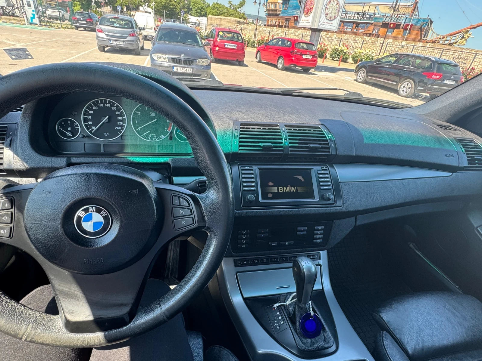 BMW X5  - изображение 8