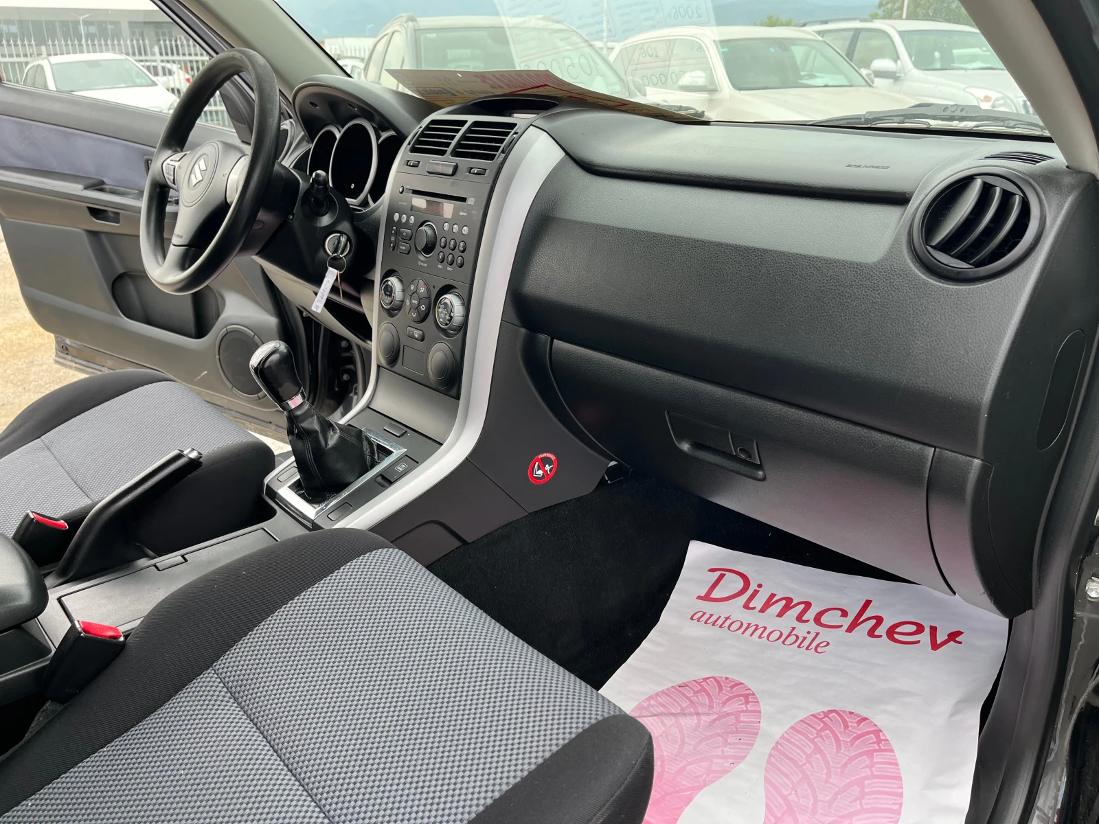 Suzuki Grand vitara 4x4 1.6 i 106k.c - изображение 10