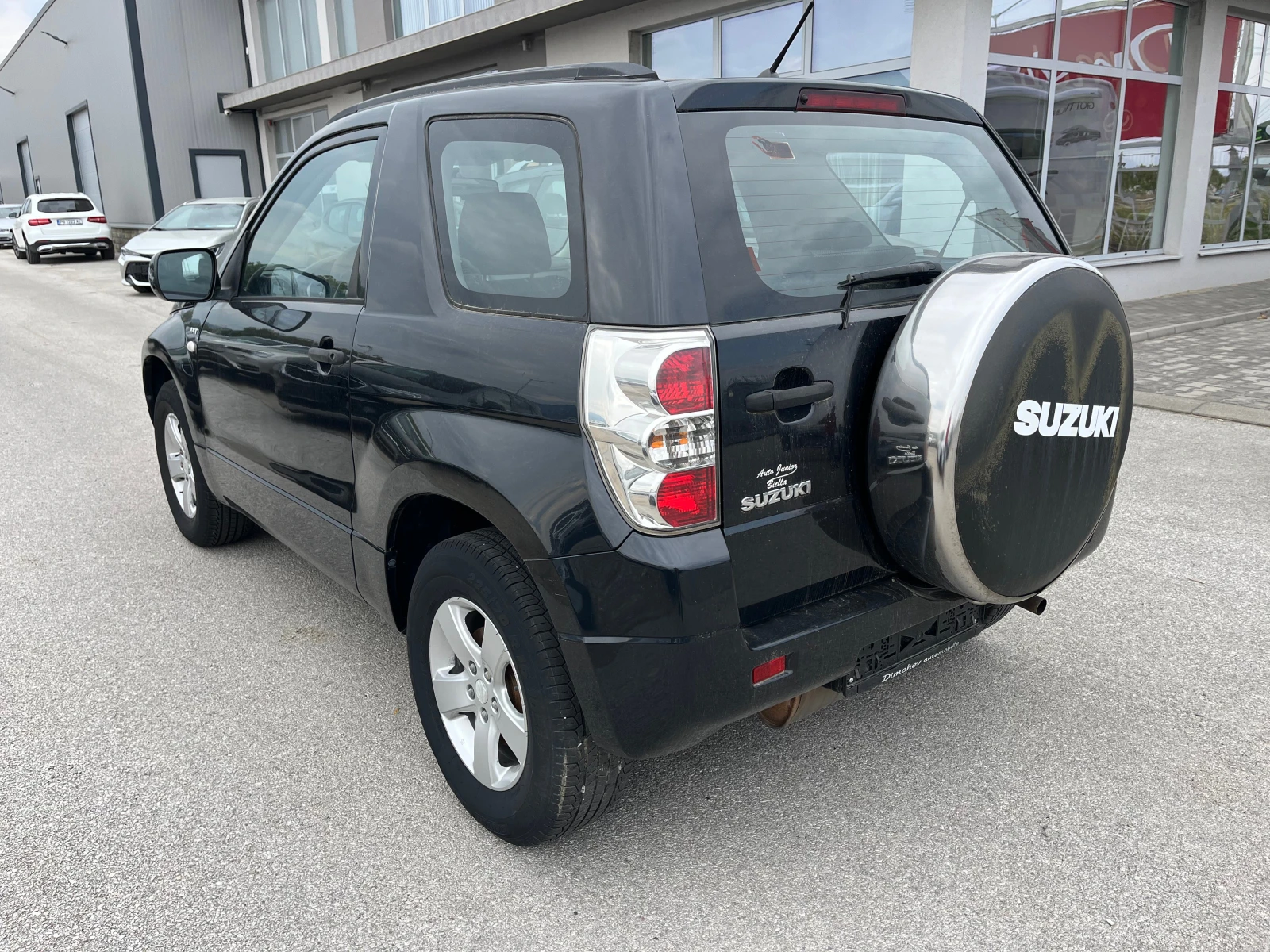 Suzuki Grand vitara 4x4 1.6 i 106k.c - изображение 5