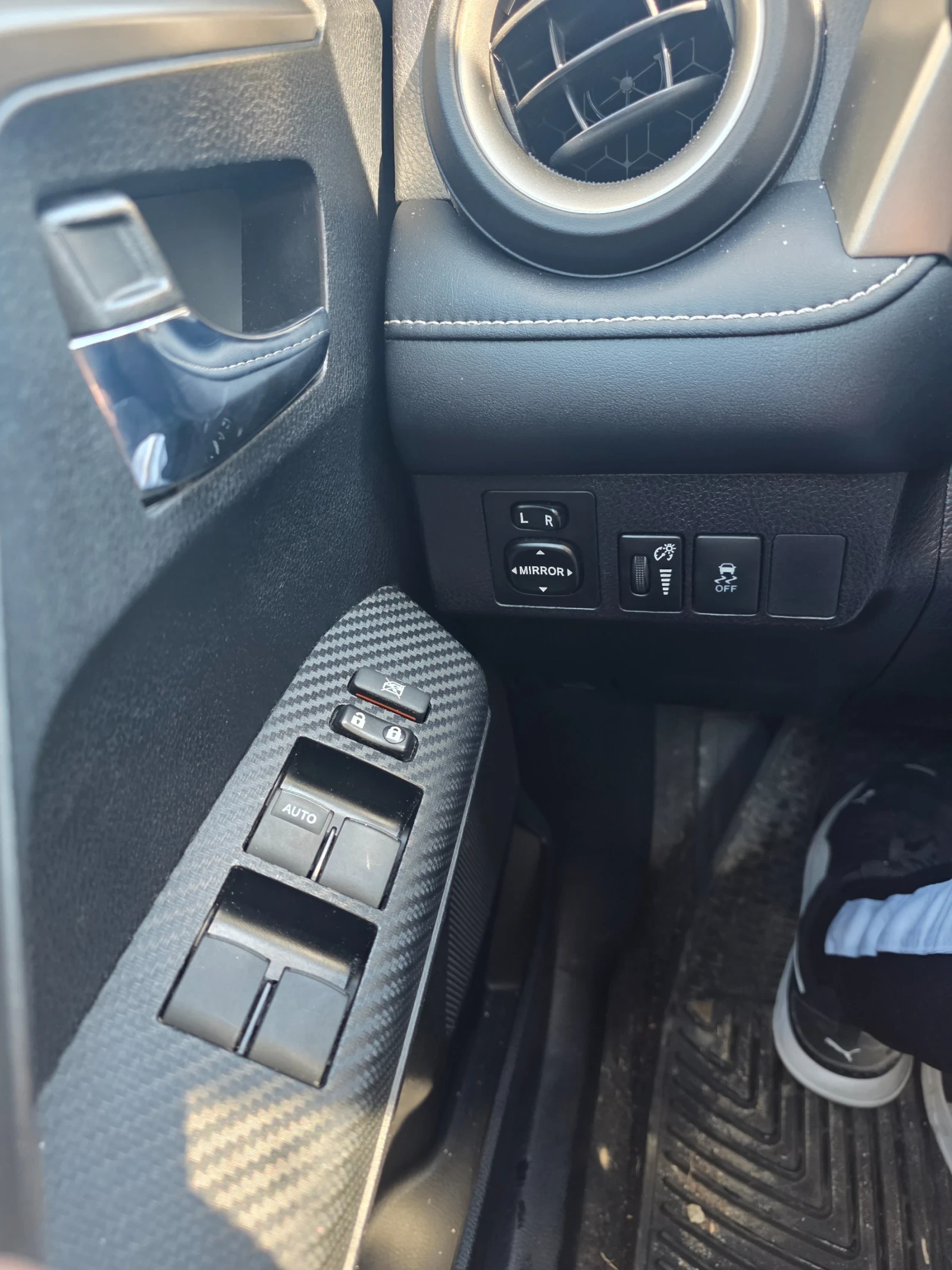 Toyota Rav4 2.0 ������, ���������, ������ ���������  | Mobile.bg � ����������� 12