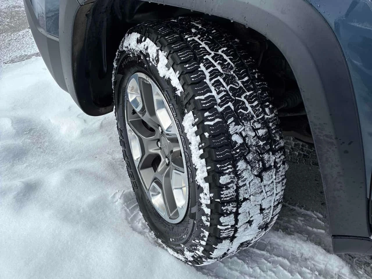 Jeep Cherokee * Trailhawk Elite * CARFAX * ПАНО * KEYLESS *  - изображение 7