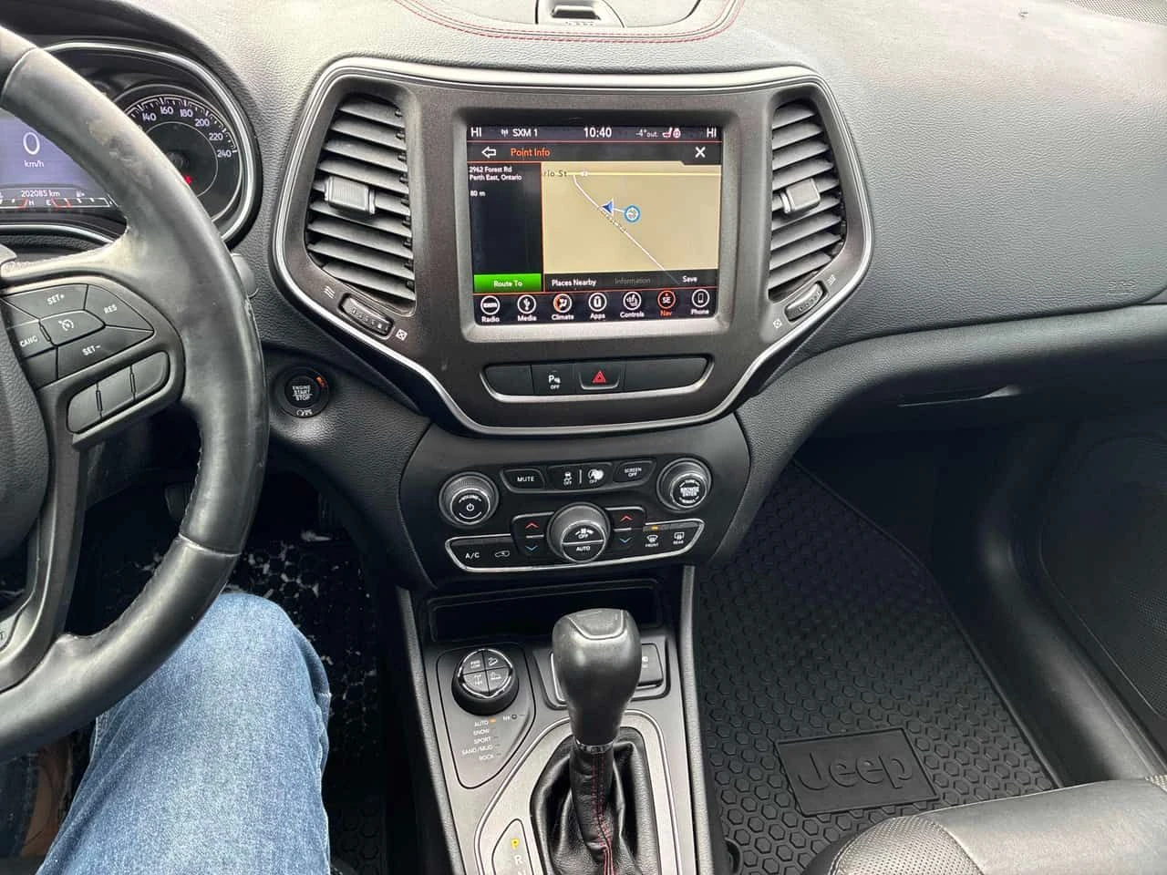 Jeep Cherokee * Trailhawk Elite * CARFAX * ПАНО * KEYLESS *  - изображение 9