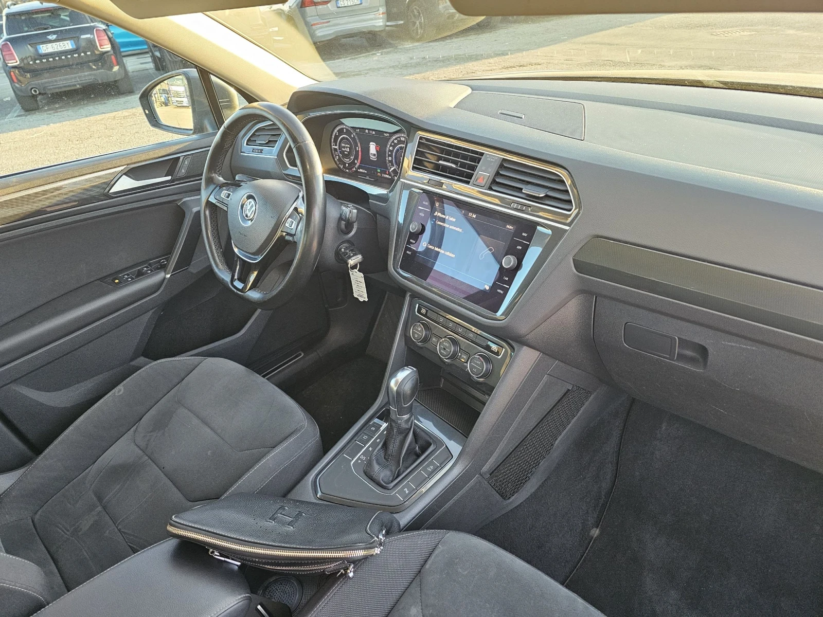 VW Tiguan FullLed 4motion Virtual Евро6B, снимка 8 - Автомобили и джипове - 53865585