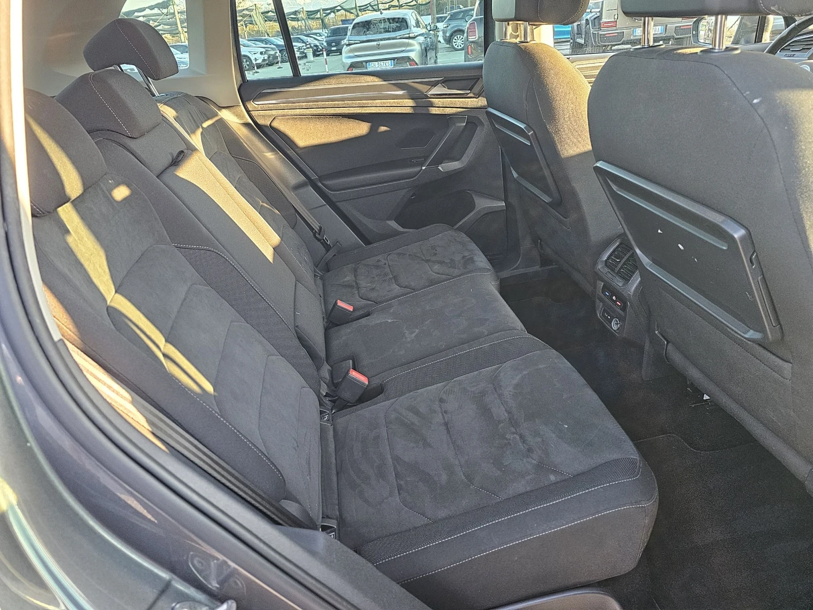 VW Tiguan FullLed 4motion Virtual Евро6B, снимка 9 - Автомобили и джипове - 53865585