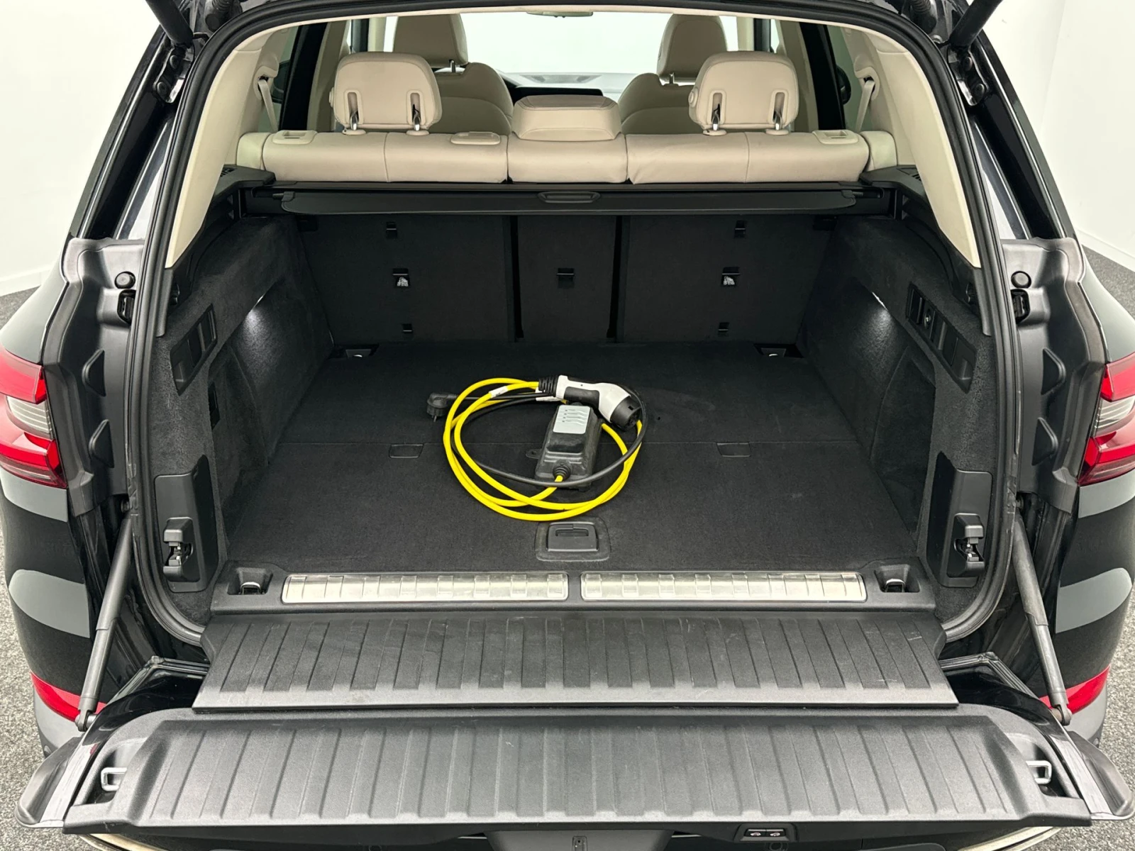 BMW X5 45e - xDrive, снимка 12 - Автомобили и джипове - 54139795