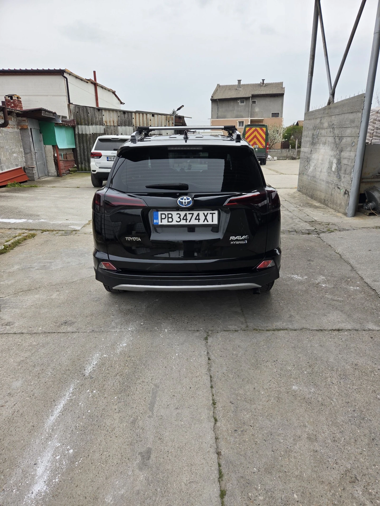 Toyota Rav4 2.5 Hybrid 4x4, снимка 4 - Автомобили и джипове - 54346085