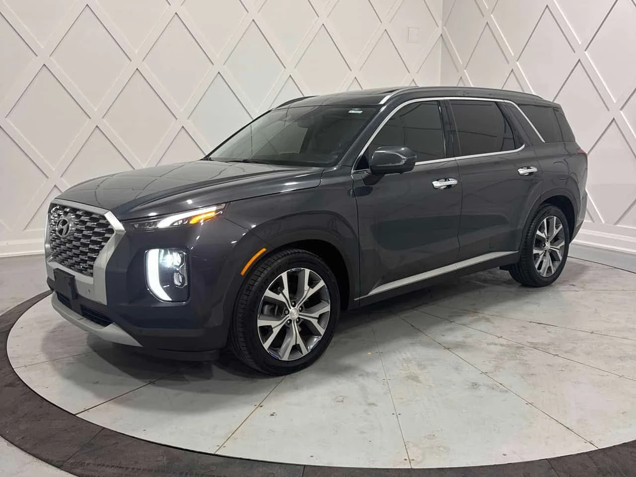Hyundai Palisade * Luxury * 360 * ОБДУХВАНЕ * СЛЕДЕНЕ НА ЛЕНТИ