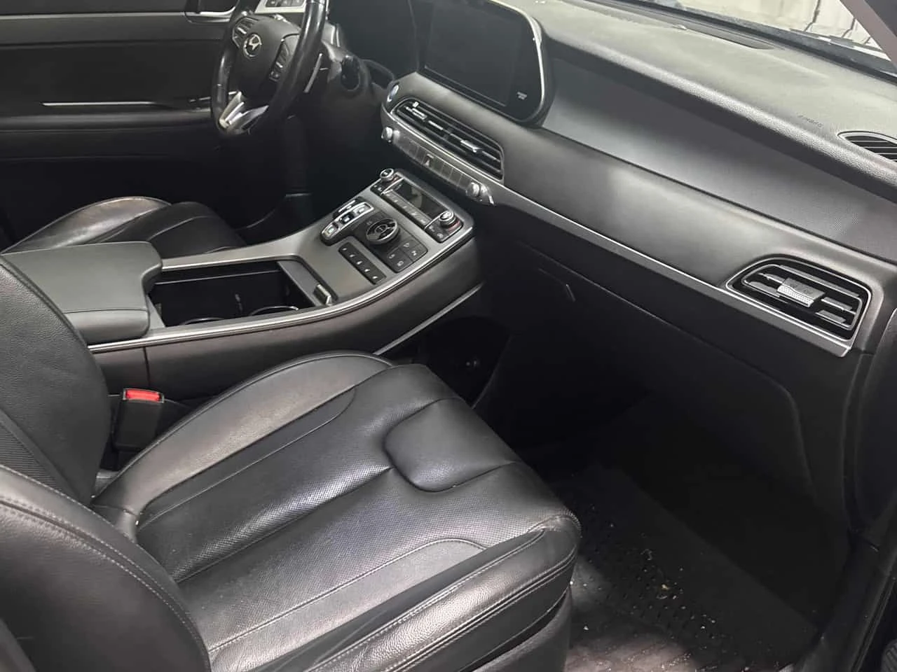 Hyundai Palisade * Luxury * 360 * ОБДУХВАНЕ * СЛЕДЕНЕ НА ЛЕНТИ, снимка 11 - Автомобили и джипове - 54501796