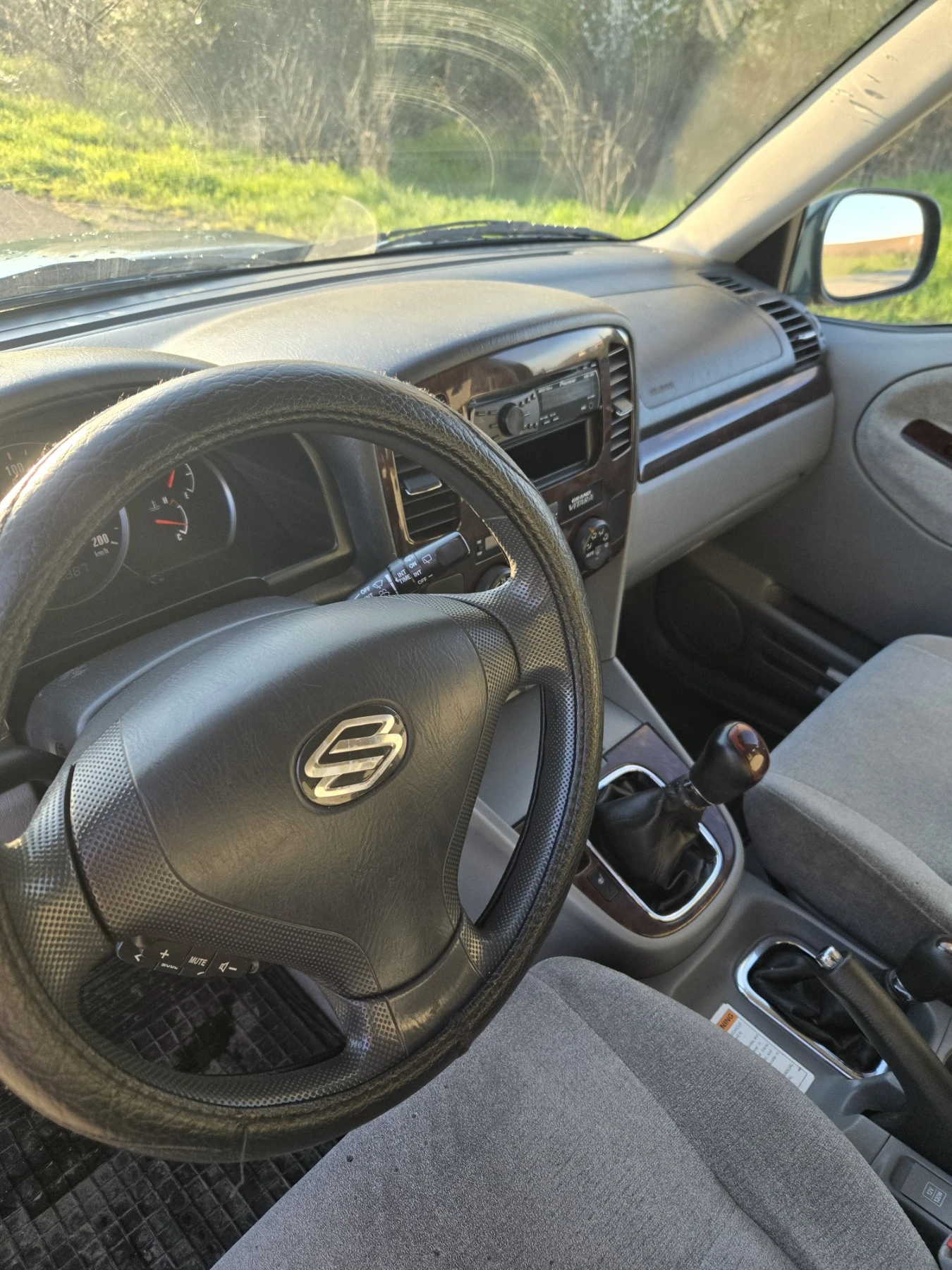Suzuki Grand vitara, снимка 12 - Автомобили и джипове - 54511221