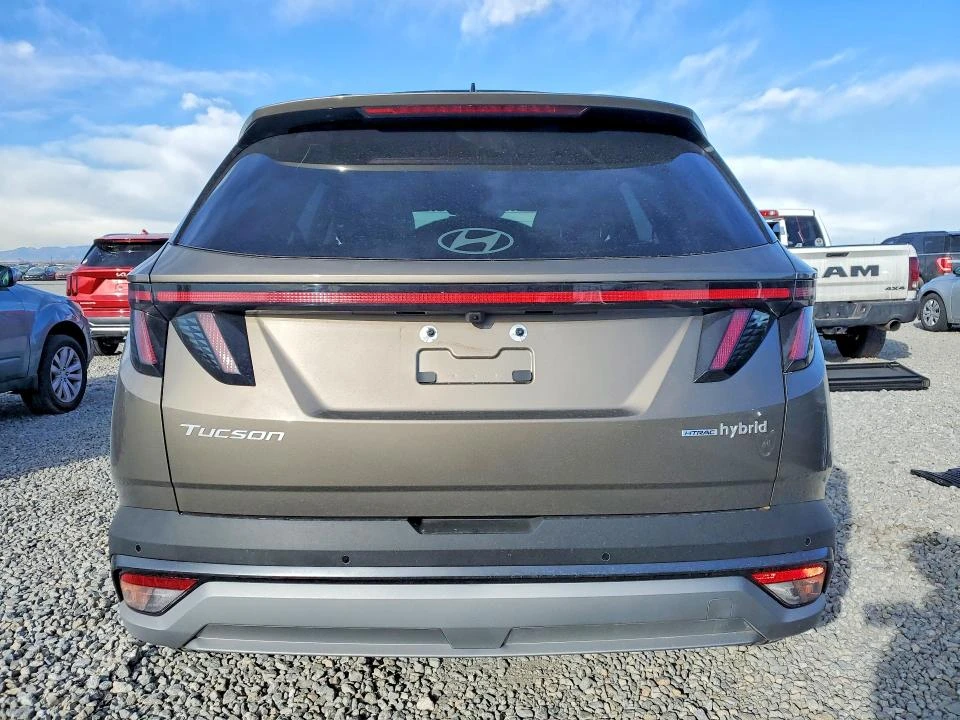 Hyundai Tucson, снимка 6 - Автомобили и джипове - 54576861