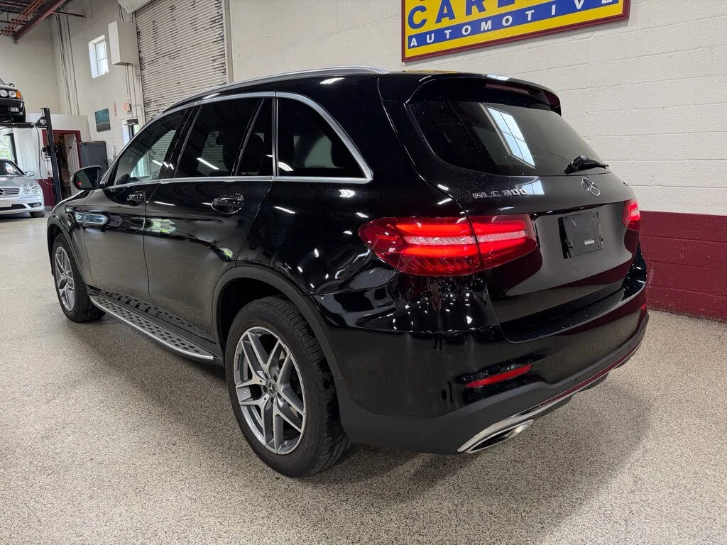 Mercedes-Benz GLC 300 4MATIC AMG PACK* ПОДГРЕВ* КАМЕРА* PANORAMA* , снимка 3 - Автомобили и джипове - 55225063