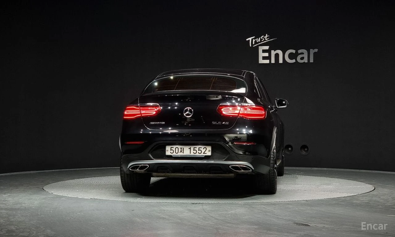 Mercedes-Benz GLC 43 AMG COUPE* BURMESTER* ДИСТРОНИК* ХЕДЪП* 360КАМЕРА* , снимка 4 - Автомобили и джипове - 55343022