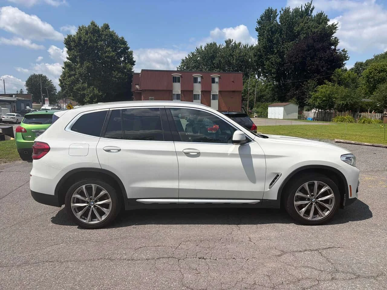 BMW X3 * XDRIVE30I* М САЛОН* ПАНОРАМА* ПОДГРЕВИ* КАМЕРА* , снимка 4 - Автомобили и джипове - 55517804