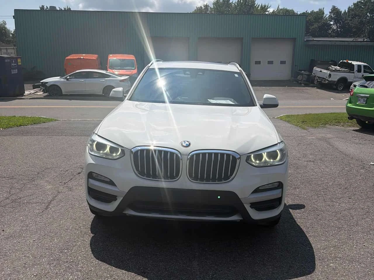 BMW X3 * XDRIVE30I* М САЛОН* ПАНОРАМА* ПОДГРЕВИ* КАМЕРА* , снимка 2 - Автомобили и джипове - 55517804