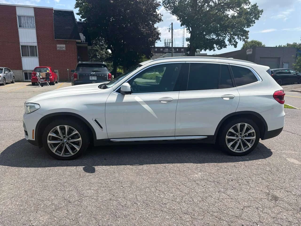 BMW X3 * XDRIVE30I* М САЛОН* ПАНОРАМА* ПОДГРЕВИ* КАМЕРА* , снимка 3 - Автомобили и джипове - 55517804