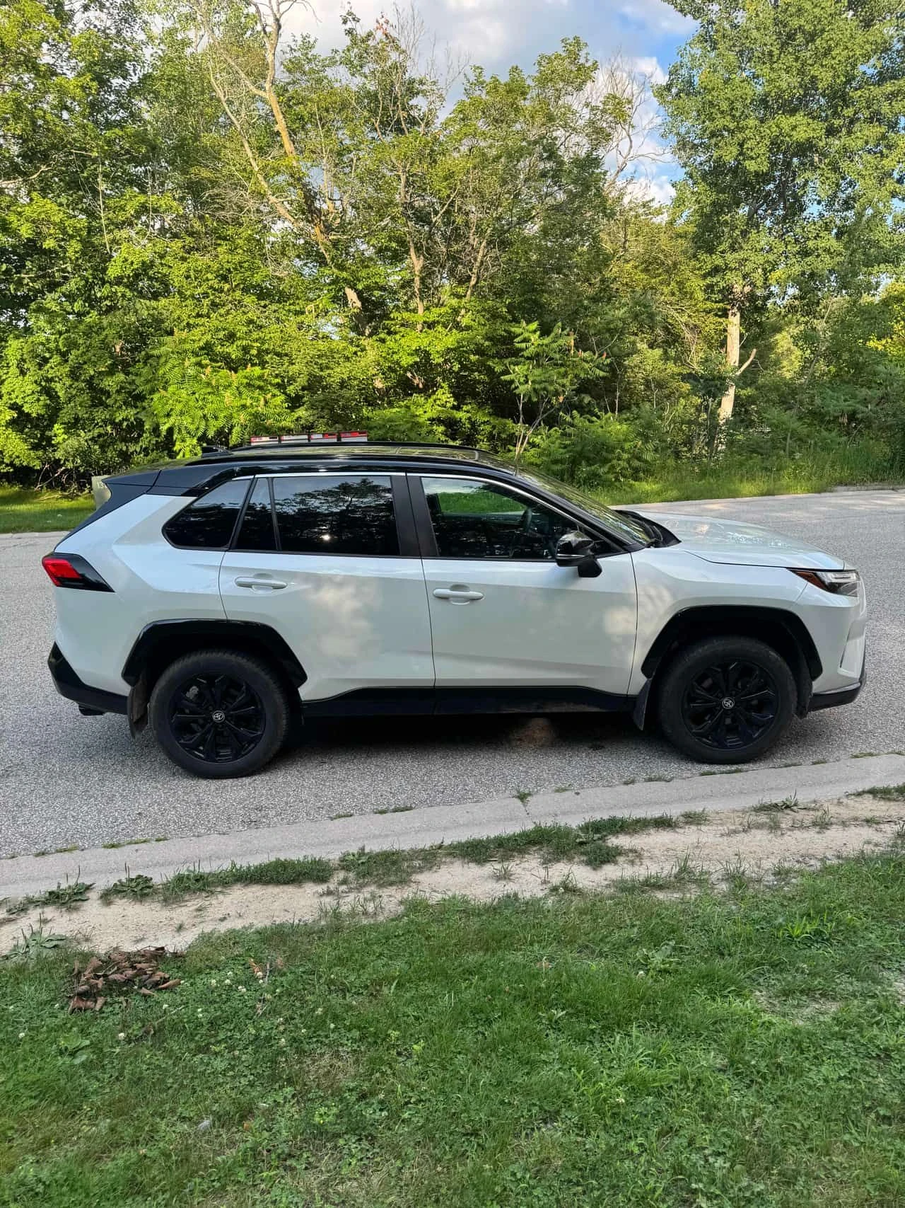 Toyota Rav4 Hybrid XSE / JBL / CARFAX / АВТОКРЕДИТ , снимка 7 - Автомобили и джипове - 55529495