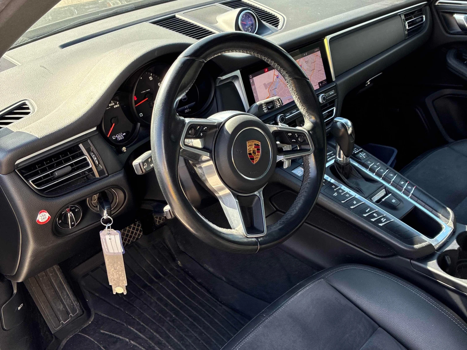 Porsche Macan * AWD * CARFAX * ОПЦИЯ ЗА ФИНАНСИРАНЕ, снимка 5 - Автомобили и джипове - 56114102