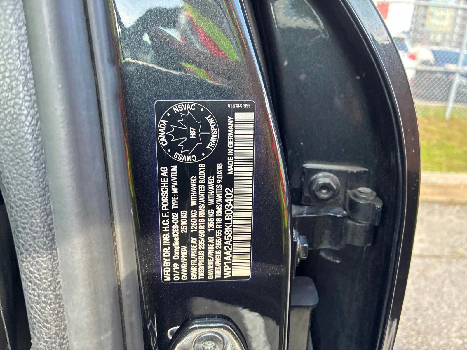 Porsche Macan * AWD * CARFAX * ОПЦИЯ ЗА ФИНАНСИРАНЕ, снимка 17 - Автомобили и джипове - 56114102