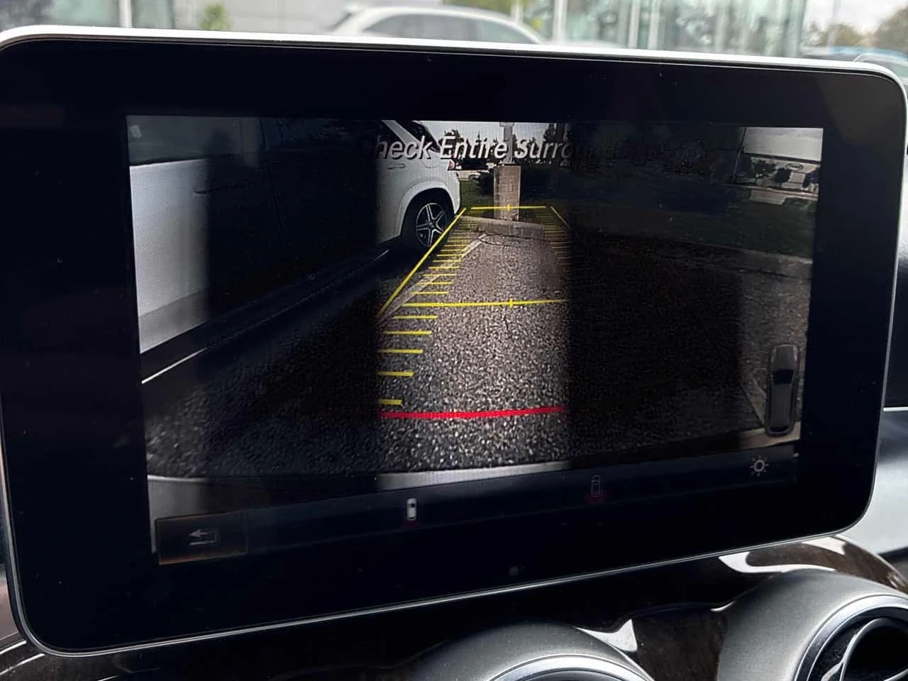 Mercedes-Benz GLC 4MATIC * ГЛАВНО ПРЕДСТАВИТЕЛСТВО НА MERCEDES* , снимка 10 - Автомобили и джипове - 56255397