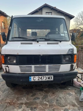     Mercedes-Benz 310 