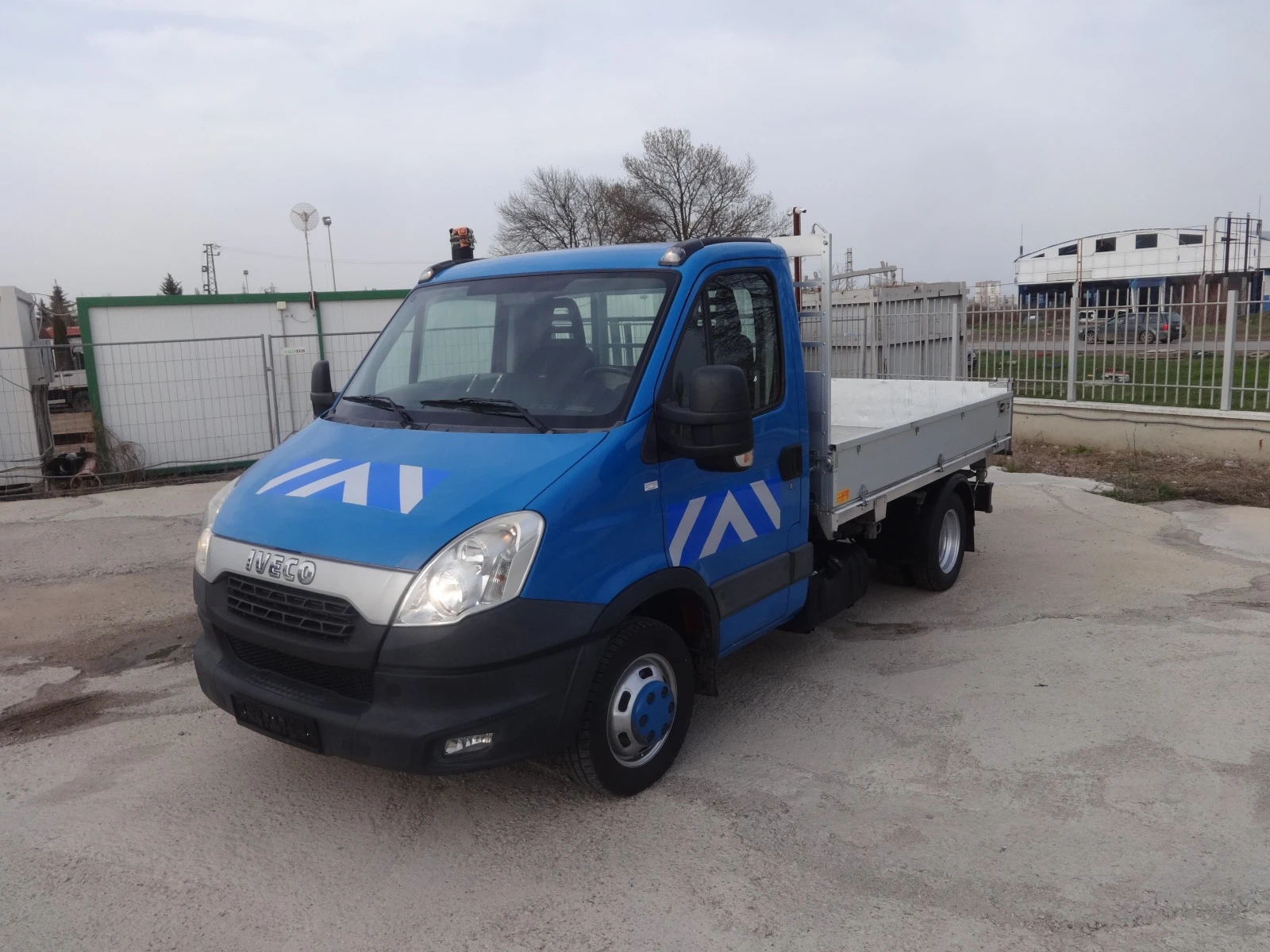 Iveco Daily 50C21 3.0HPI 3, 5т. КЛИМАТИК - изображение 2