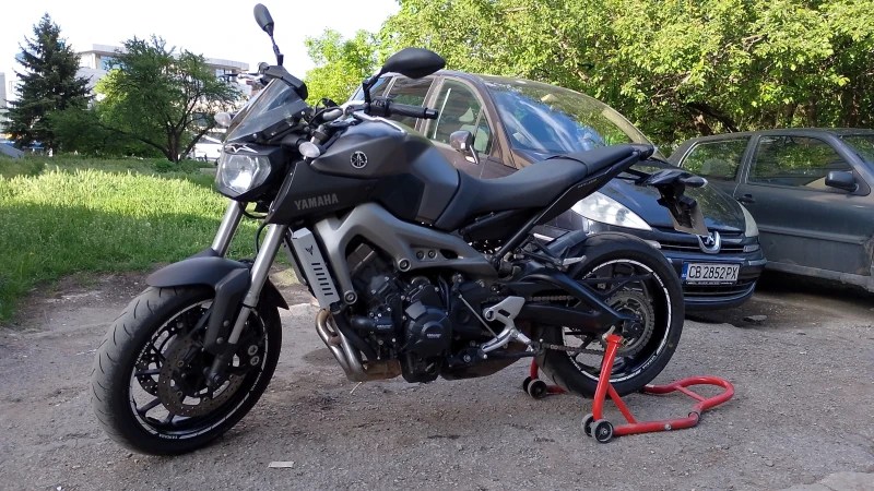 Yamaha Mt-09, снимка 2 - Мотоциклети и мототехника - 52475276