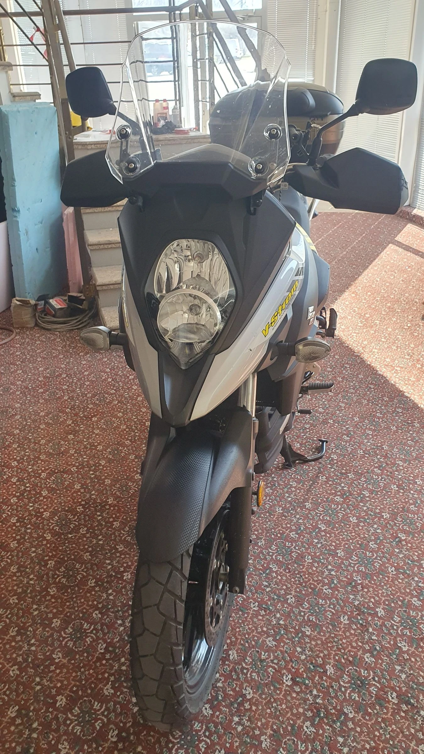 Suzuki V-strom V-STROM 650  - изображение 2