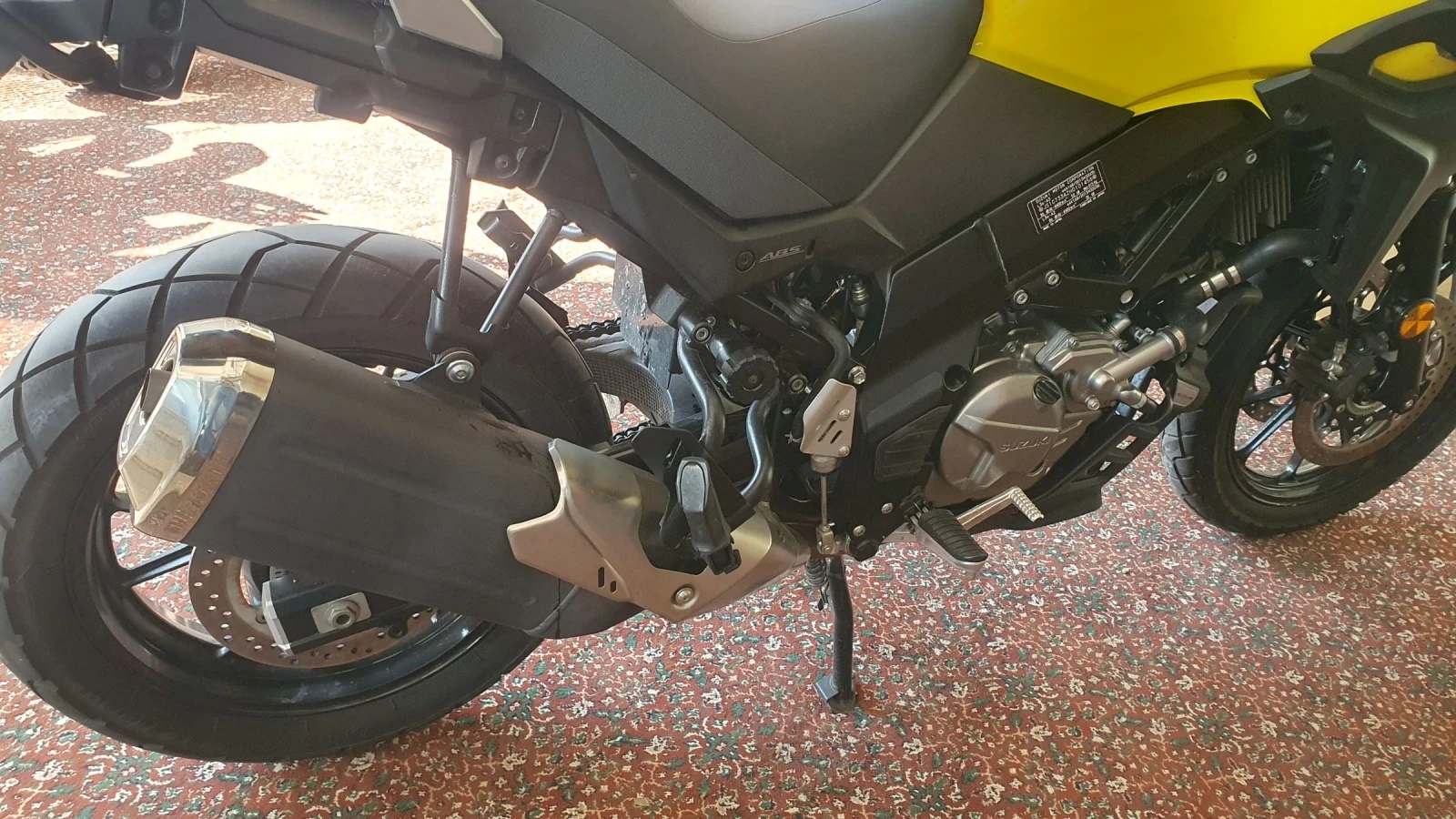 Suzuki V-strom V-STROM 650  - изображение 9