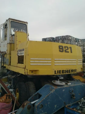 Багер Liebherr 921, снимка 2