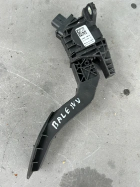 6PV012.398-01 Педал газ SUZUKI BALENO 18г 49400-68П50, снимка 1