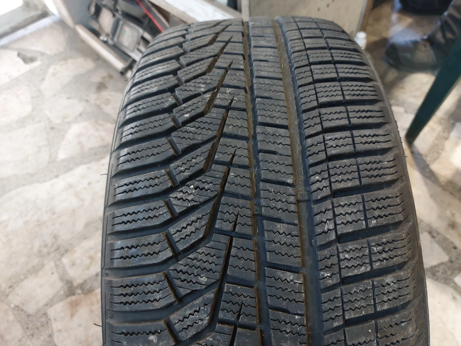 ���� 225/50R17 | Mobile.bg � ����������� 1
