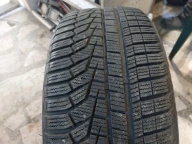 Гуми Зимни 225/50R17, снимка 1 - Гуми и джанти - 40328970