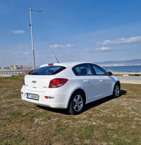 Chevrolet Cruze 1.8. 141кс  GAZ. КАЧВАШ СЕ И КАРАШ, снимка 2