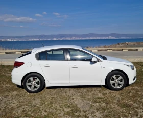 Chevrolet Cruze 1.8. 141кс  GAZ. КАЧВАШ СЕ И КАРАШ, снимка 6