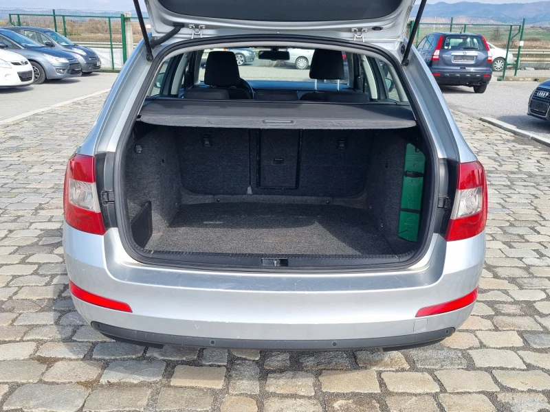 Skoda Octavia 1.6TDI 105кс NAVI ИТАЛИЯ, снимка 9 - Автомобили и джипове - 44803522