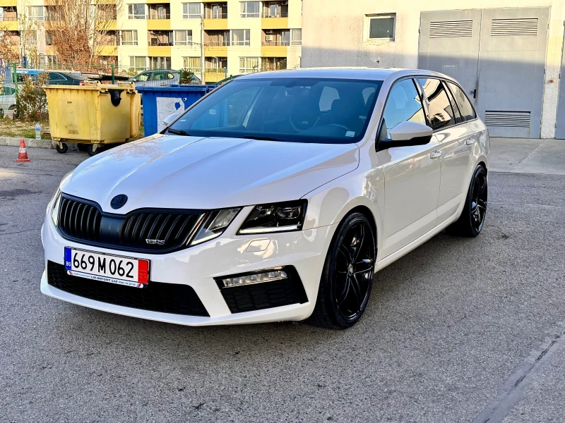 Skoda Octavia VRS АВТОМАТ ПОДГРЕВ CARPLAY FULL LED, снимка 1 - Автомобили и джипове - 48029059