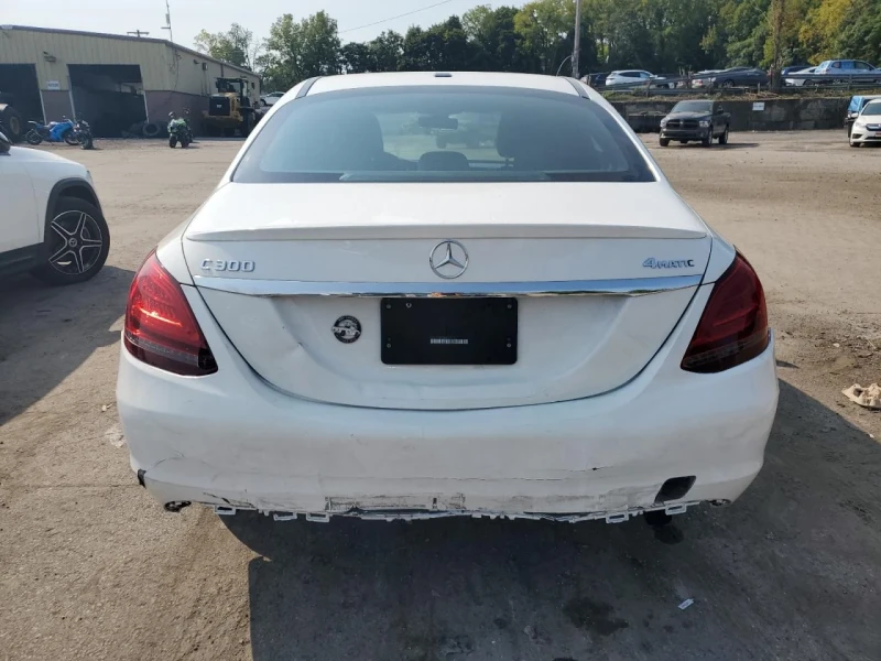 Mercedes-Benz C 300, снимка 5 - Автомобили и джипове - 49192419