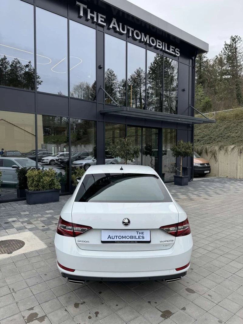 Skoda Superb L&K, снимка 5 - Автомобили и джипове - 49658223